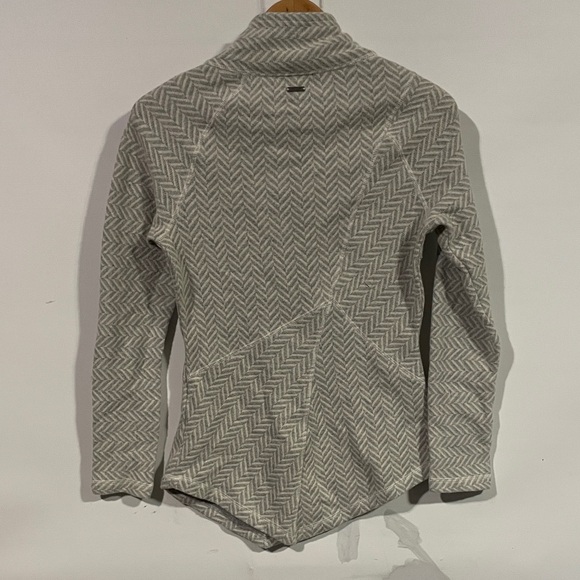 Prana Gray Patterned Women's Sweater - Picture 3 of 3